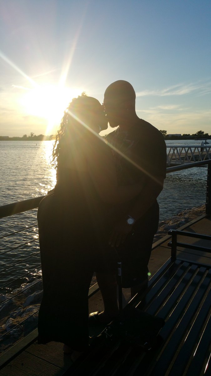 mztokyo79's tweet photo. #FrameGameSun @FrameableFaces @PlayForStuffTV #Rockwall Texas https://t.co/IYEVRpQIGH