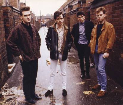 MAXIMA1067FM's tweet photo. Escuchas una hora de #TheSmiths en #TheBritishHour 🇬🇧 a través de #Máxima1067 #ManchesterSounds #Morrissey https://t.co/2PVlcslD2S