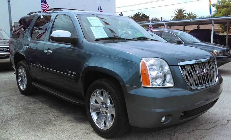 supacarnova's tweet image. Auto Zop on Twitter: "GMC Yukon in blue color..Mileage 105,280 Price 22,995.. #GMC #blueca… "