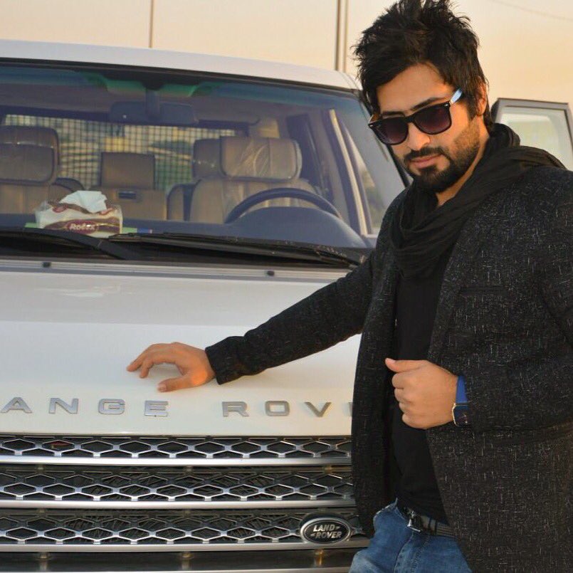 ﮘــاعد امتانيك
بس #فات القطار
مدري بيــــك الصوج
مدري بسـاعتي
.