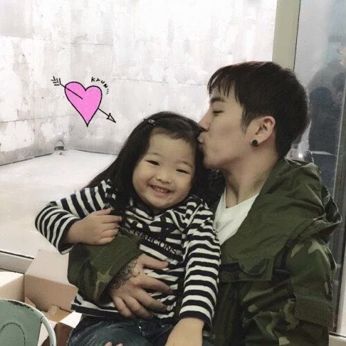 taeilpics's tweet photo. 💖 taeil with kids appreciation tweet 💖 https://t.co/Uo5Ib06Riz
