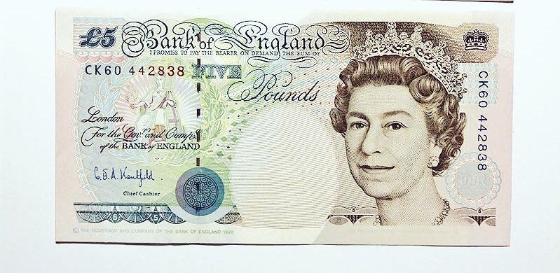 ElSatanico's tweet photo. Royal Mint release new design for £10 note following #EUref #Brexit https://t.co/ZBOkvgNpSC