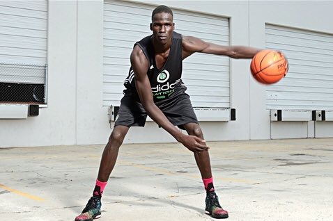 MKEBucksNation's tweet photo. The Bucks officially draft Thon Maker. https://t.co/MtcwAv0sO4