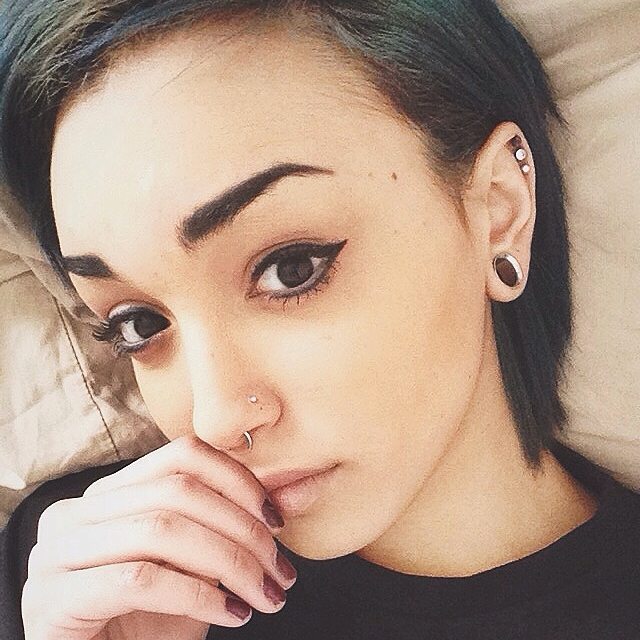 My_Pierc's tweet photo. Cute Septum #septumgirl #septumgirls #piercied #piercedgirlsdoitbetter #piercedgirl #piercedgirls #piercingswag #pi… https://t.co/MUvstuXFN2