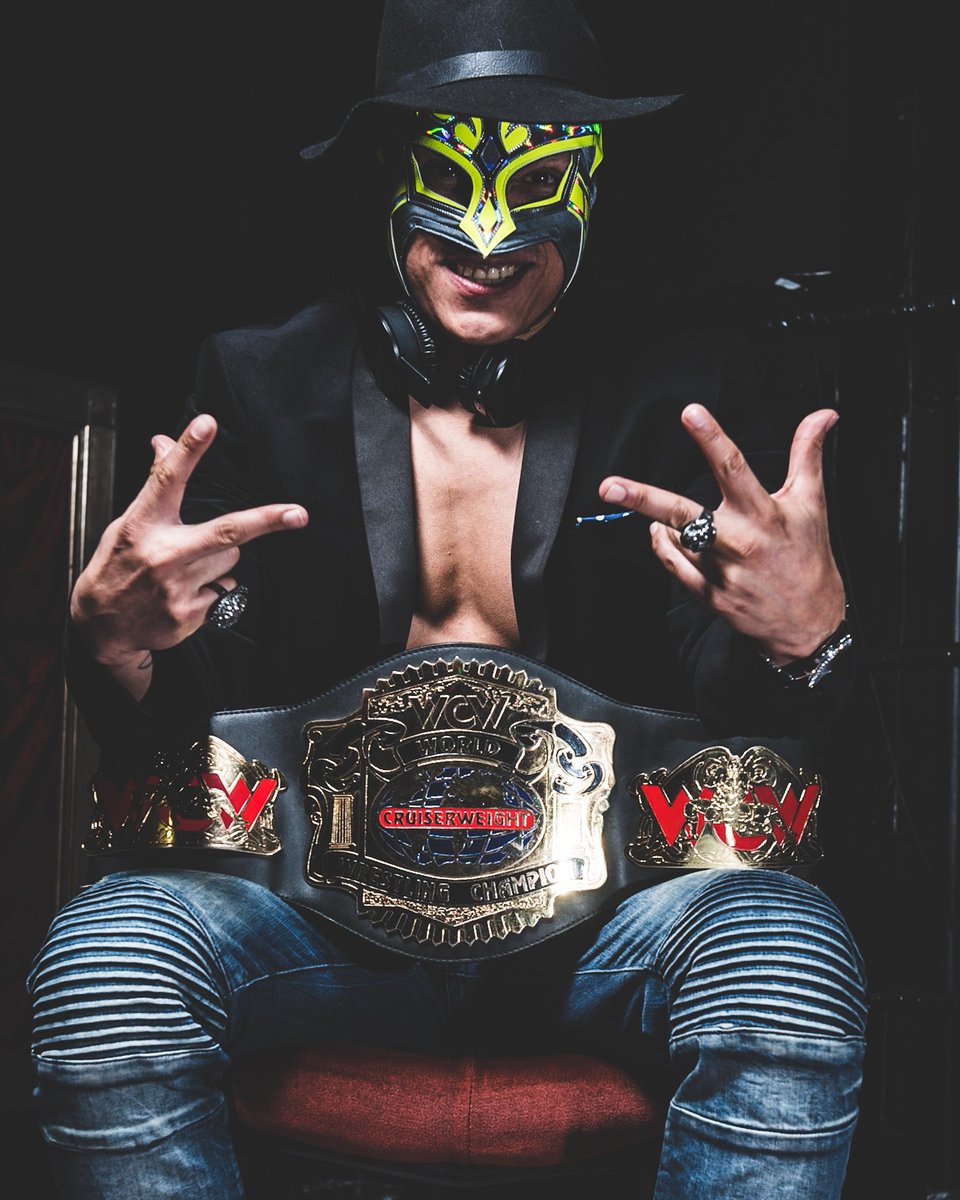 JUVENTUDGUERRE2's tweet photo. #Someboady talk about #cruiserweightclassic !!! Comon
#IMTHEONE #TheJuicyone #betterstrongerfastermaster #STAYJUICY https://t.co/1sjmOyIGsp