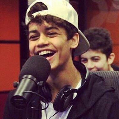 Zainab_SaadA's tweet photo. @HarrisJOfficial
May Allah protect you harris
Your app is amazing 
We wait your updates day by day 
#harrisj https://t.co/1xvw6cQ5Is