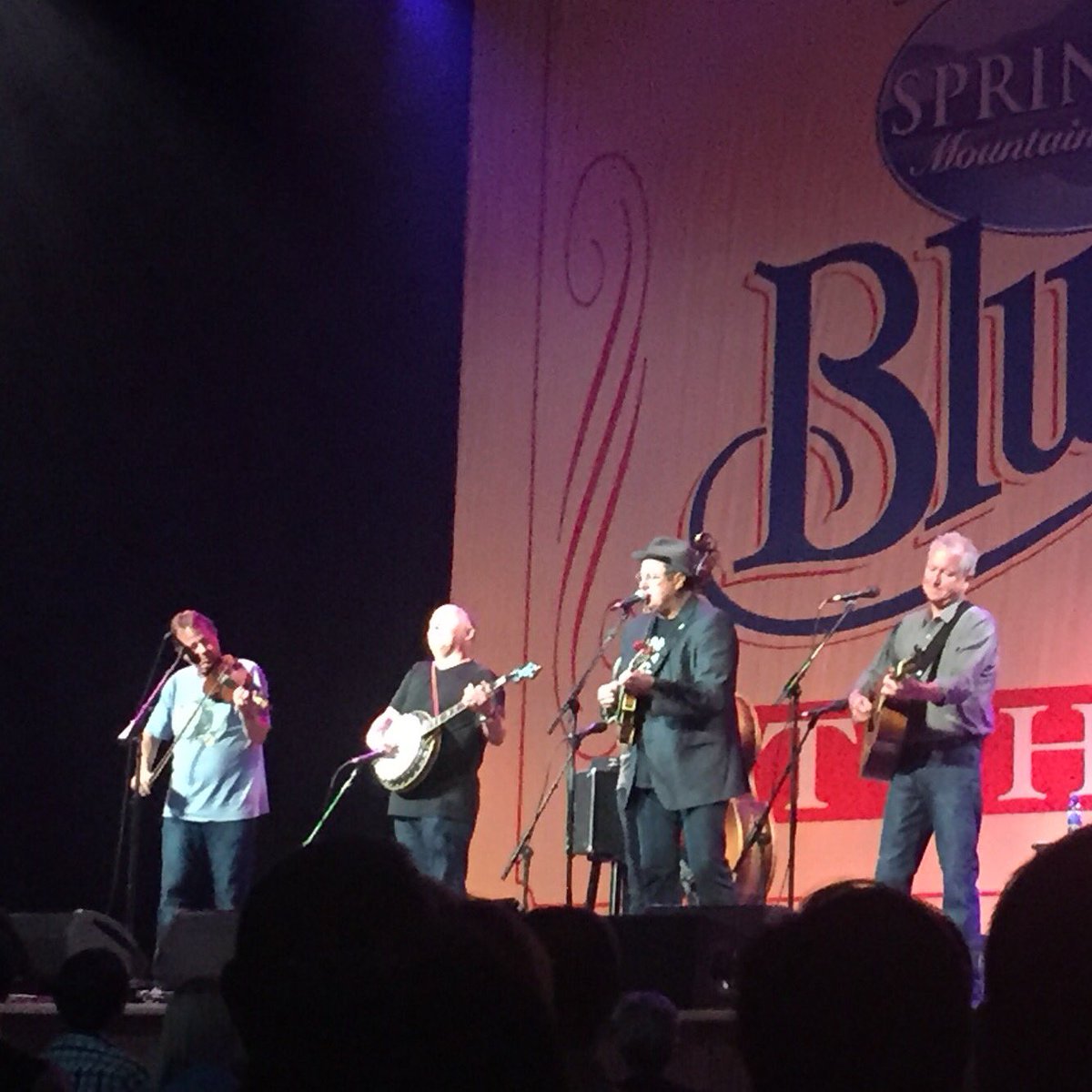 Bluegrass Nights at Ryman. Pinch me! Thanks @Tammymof @Austyn_Moffat #bluegrassnights #moff10see2016