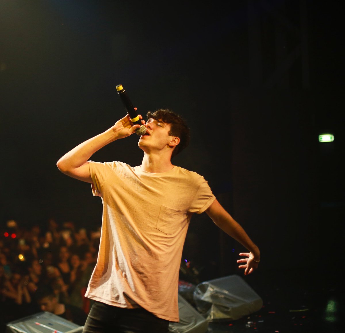 AaronCarpenter's tweet photo. Can't wait to be performing for you guys in Australia !! ALL info is on https://t.co/1iuaAoBBG2
I WANNA MEET YOU https://t.co/qpKxFG2Nzb