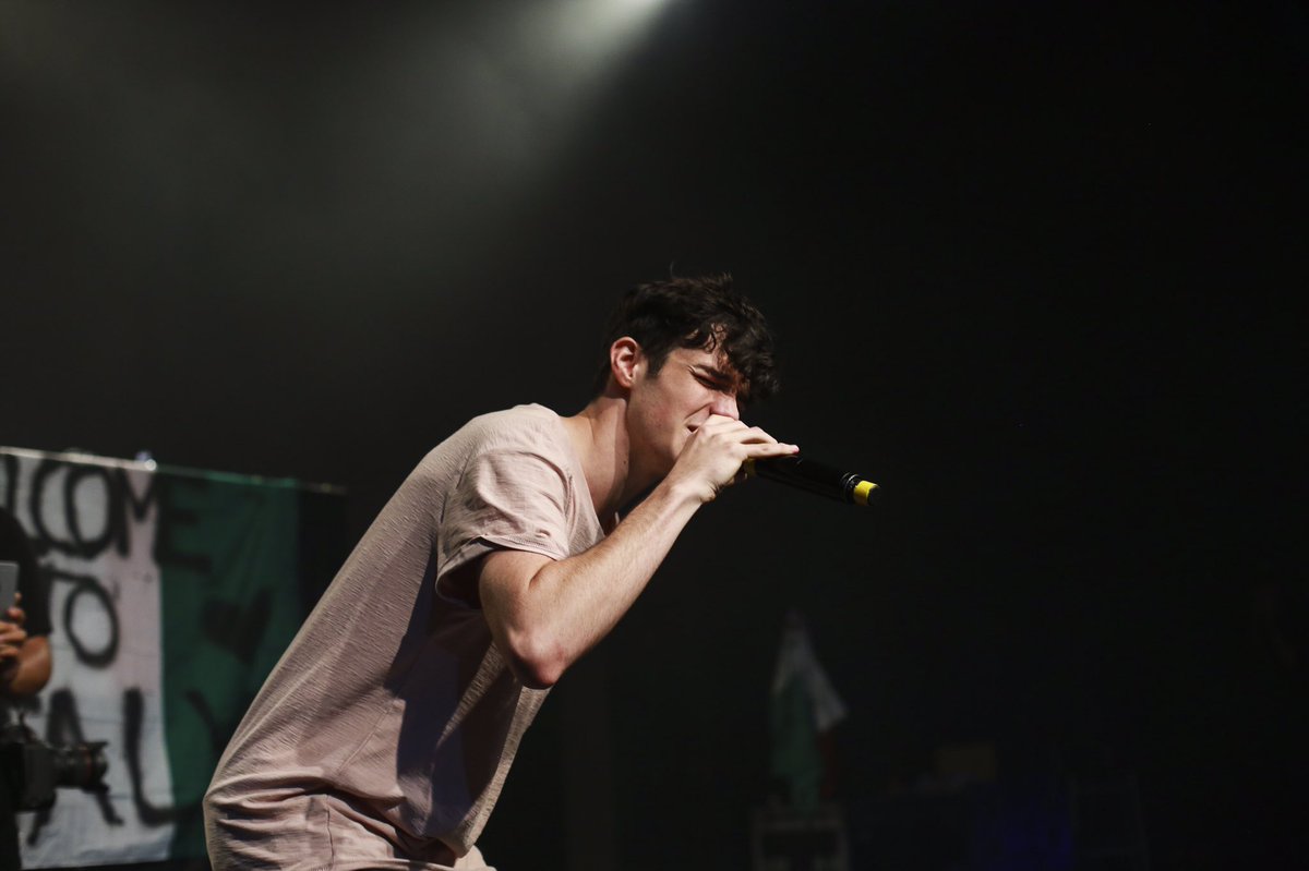AaronCarpenter's tweet photo. Can't wait to be performing for you guys in Australia !! ALL info is on https://t.co/1iuaAoBBG2
I WANNA MEET YOU https://t.co/qpKxFG2Nzb