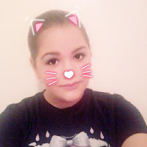 Tronnors_Potato's tweet image. Hey guys its your local potato reposting old selfies bc i never take pictures of myself