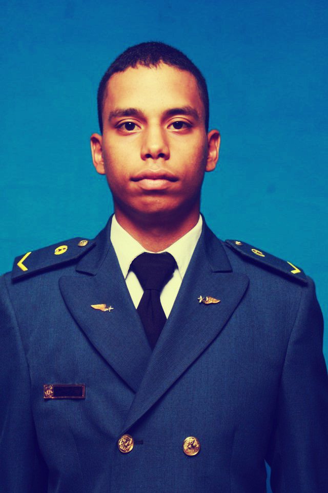 AngelMariano_28's tweet photo. Cada ves falta menos para cumplir un sueño #Graduarme #XIXPromo. https://t.co/XC5fZkRyaP