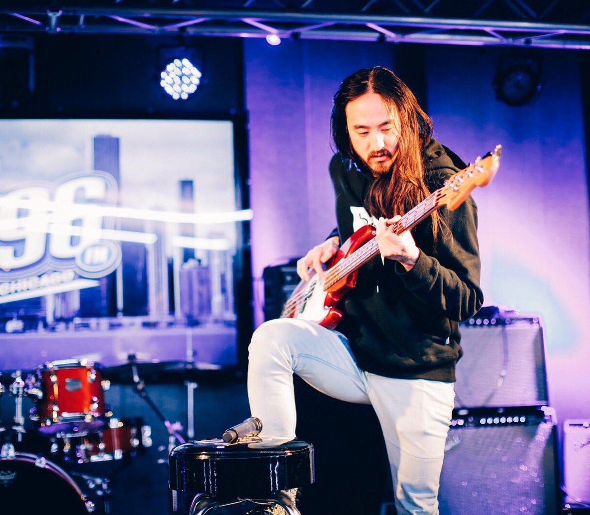 Droppin di 🐟 https://t.co/iyB68grcOq