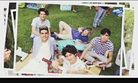 Cd9centroameri's tweet photo. Sigamos votando por @CD9 😏👌

~Juli
#CD9 #IFeelAlive #CD9Video #JosCanelaTrendy #KCAMexico https://t.co/XxfLqtCSyy