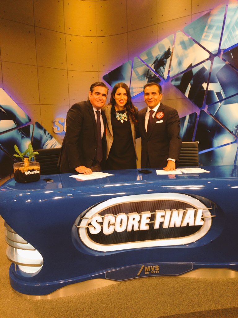 cristinaosuna24's tweet photo. En unos minutos en @52mxtv @scorefinal @allmedmx no se pierdan repetición a las 5:30 am https://t.co/TLSbzf8JRl