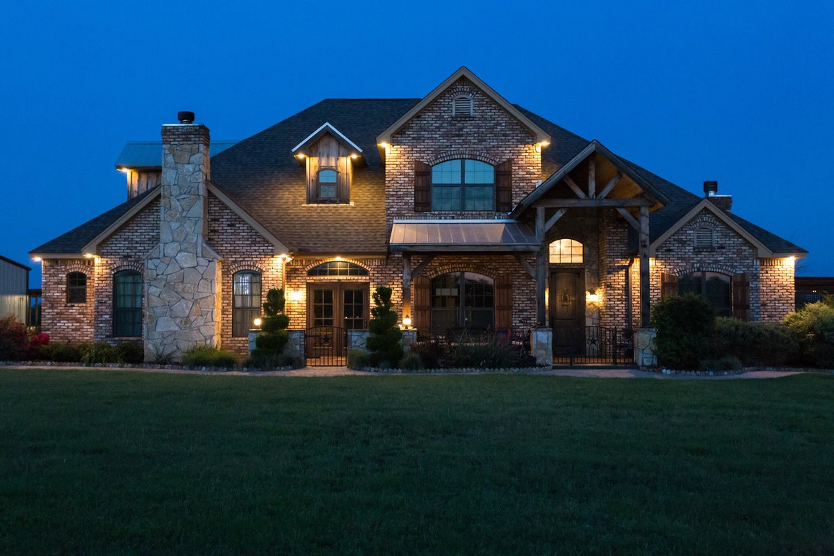 ambitious0211's tweet photo. My beautiful home@hollidaytexas https://t.co/Y4FW2gzzMS