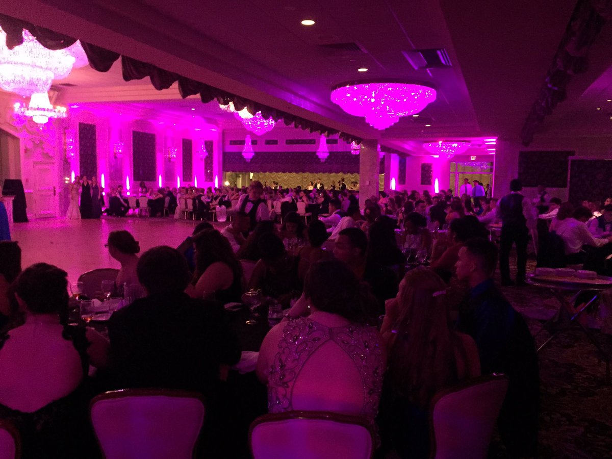 AHS_2016's tweet photo. #AHS2016Prom https://t.co/2oTDg9i5OP