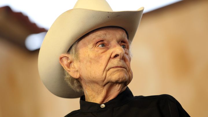 RollingStone's tweet photo. Bluegrass great Ralph Stanley has died at the age of 89 https://t.co/8Z1eKXrQj8 https://t.co/zOrK8PfMkB