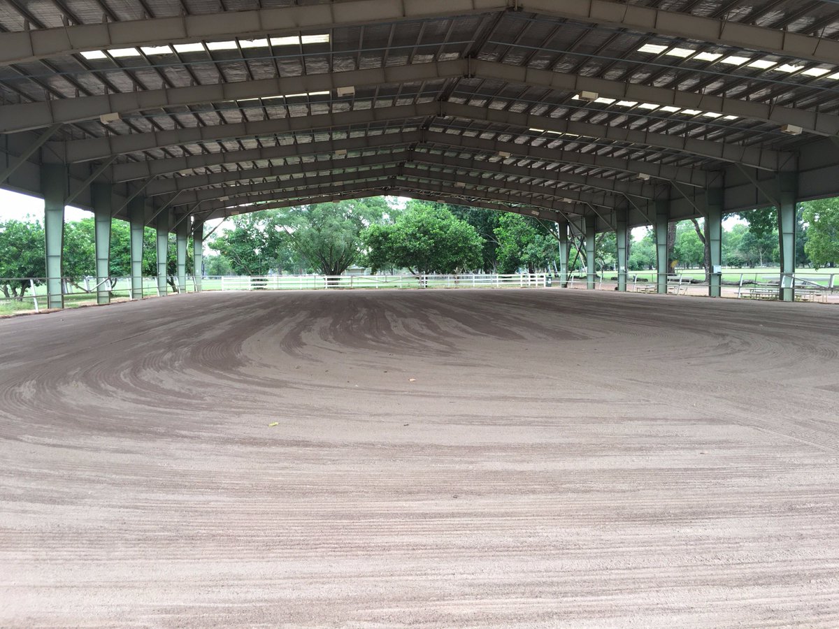 fredsreserve's tweet photo. Thanks Yebna Quarries for the donation of the new sand for the Indoor Arena at #FredsPass. #equestrian #upgrades https://t.co/v44weg7RqH