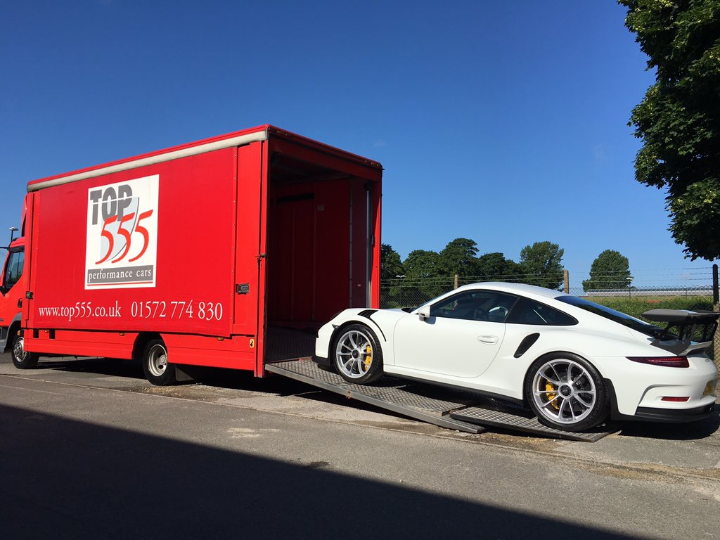TOP555Cars's tweet image. What a great way to start the weekend!! This customers second GT Porsche in a week #TOPClient #GT3RS #TOPDealer