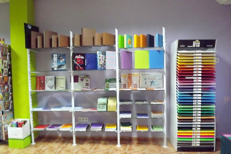 LibrerUniversal tweet picture