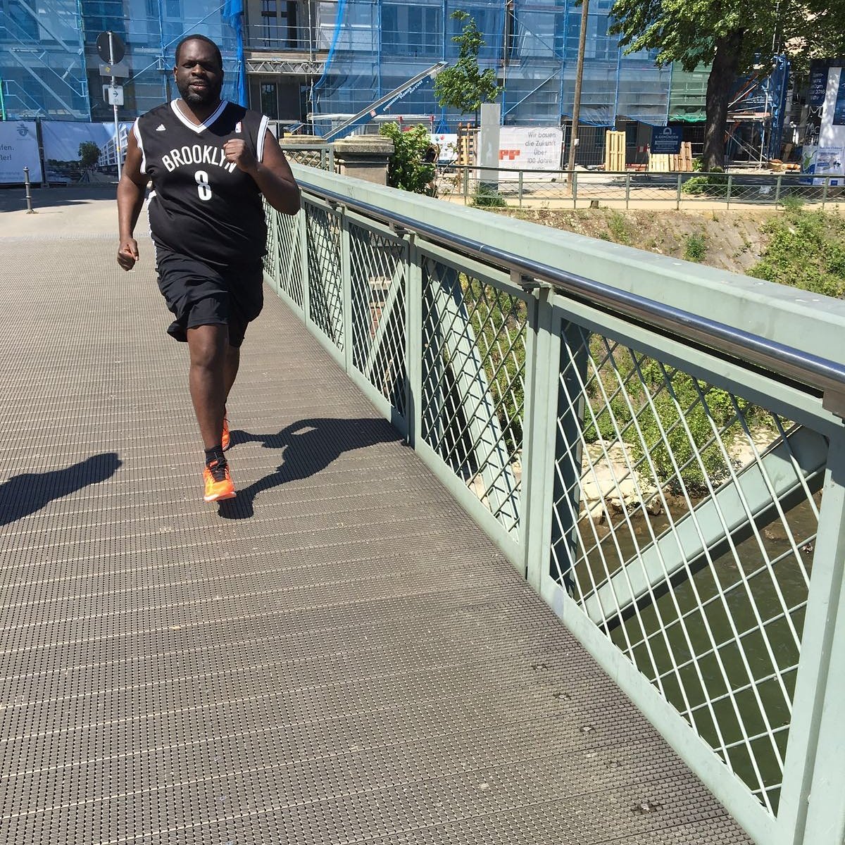 Project50weight's tweet photo. It's super hot outside but I'm still going for a run! #running #Runtastic
#happyfriday #weightlossjourney #goals https://t.co/WDXd0bBKi2