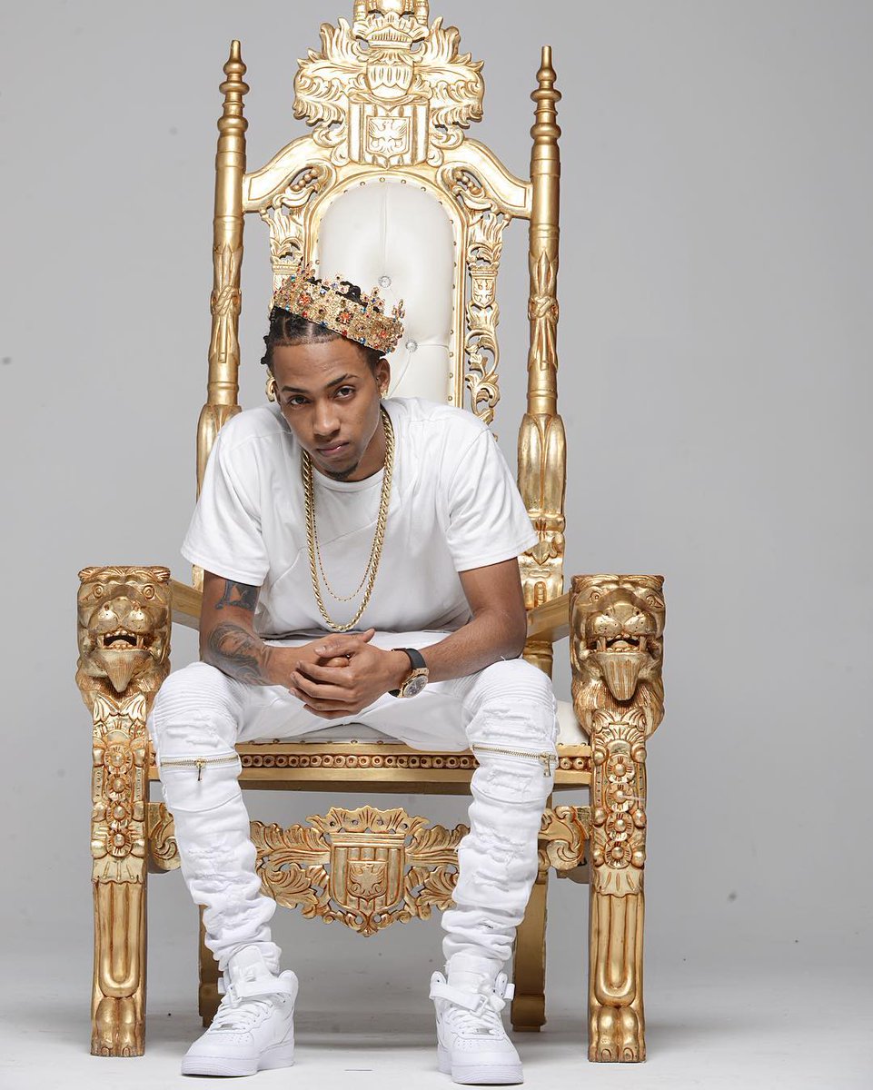 Nene cuando viene tema NUEVO?