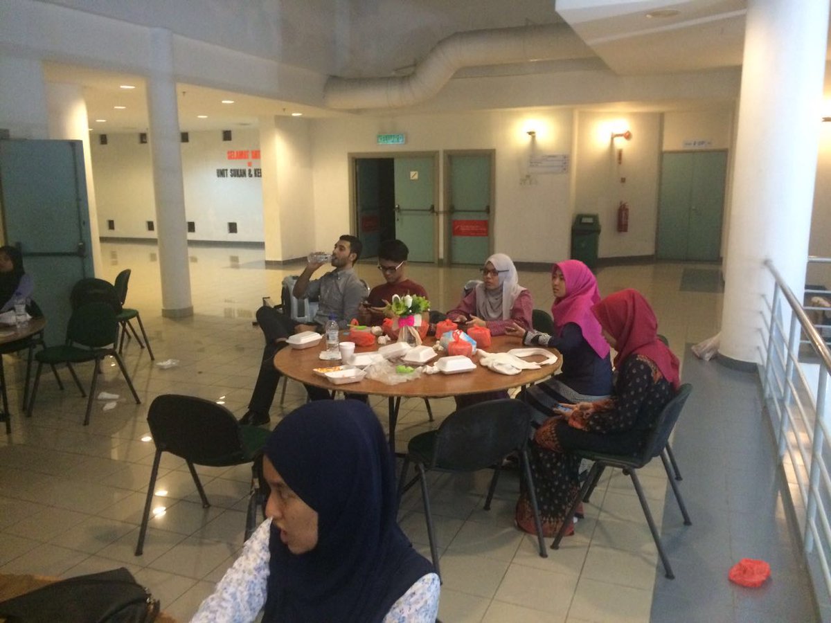 UNI10RowingClub's tweet photo. IFTAR PLUS AGM URC https://t.co/Wd8ImfJICq