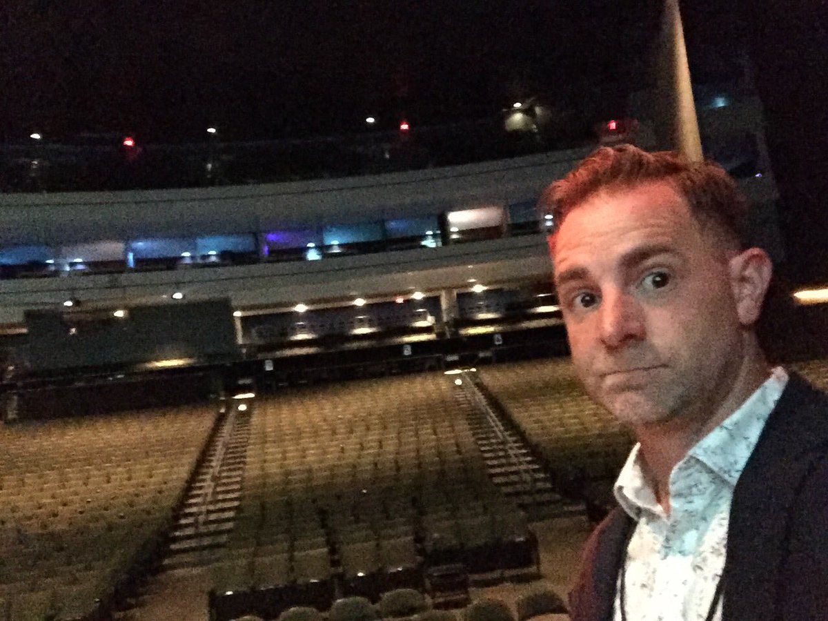 DougTcomedy's tweet image. Great crowd tonight @ComericaTheatre @LiveNationPHX for @M_Carbonaro live!Thanks for thelovePhoenix! #CarbonaroLive