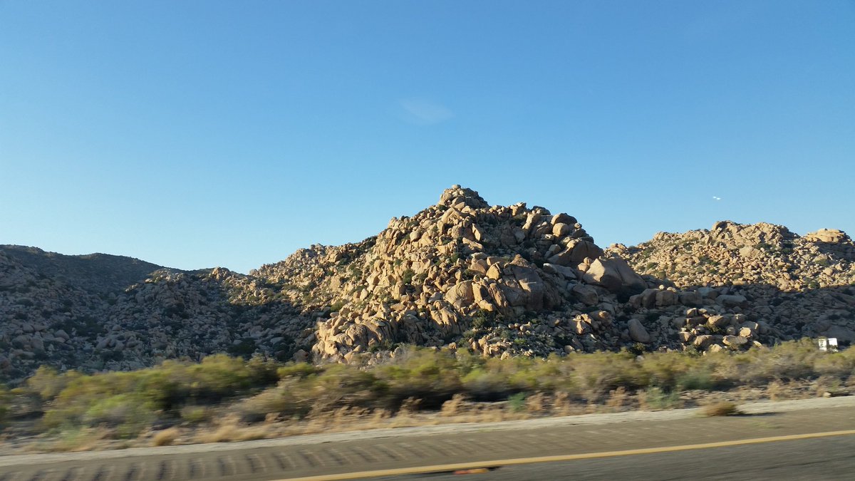 TimWerbrich's tweet photo. Made it to Yuma, AZ tonight. Chicken and Waffles before we run for the border before the wall is built! #HONGBC https://t.co/Jb1cG6S3nh