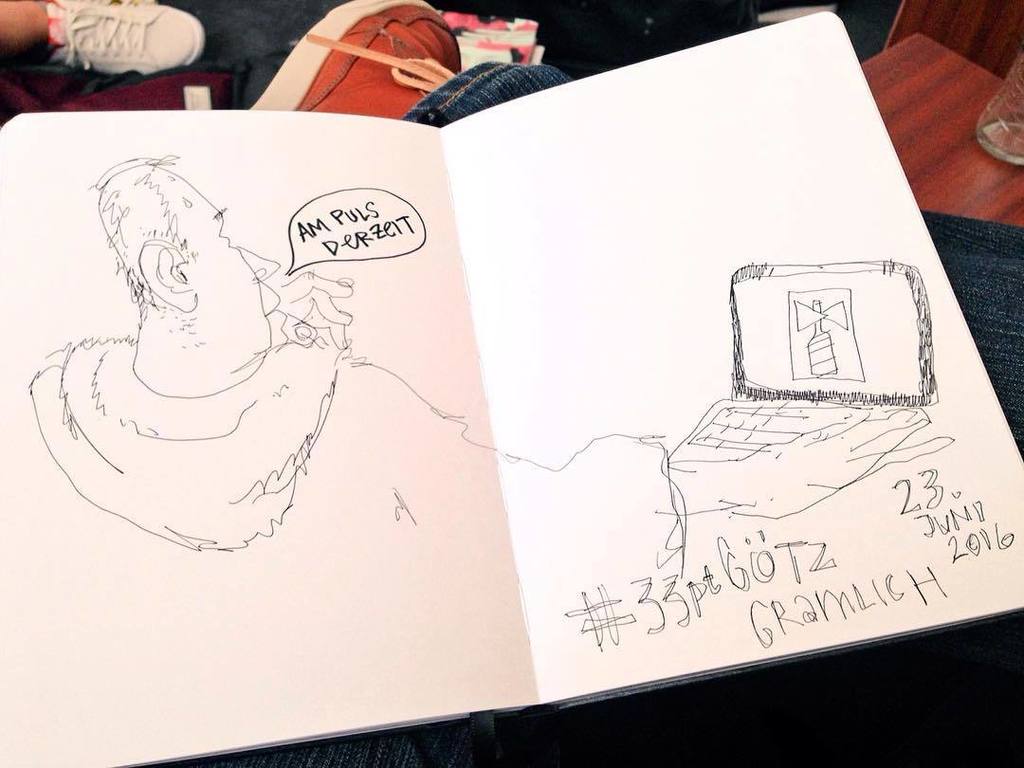 rocketstroh's tweet photo. Besuch aus Heidelberg auf #33pt. Götz #Gramlich 😎
___

#illustration #sketch #sketchbook #… https://t.co/dtwkzqhIFd https://t.co/dpC7cXevn5