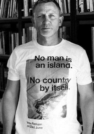 foreverbluetoo's tweet photo. Oh #DanielCraig I wouldโค to give you a #feebetter #hug. At least sell the #tshirt UK sale best -the pound is rubbish https://t.co/GLMH91u8ZU