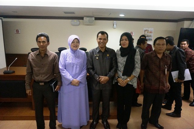 DPDRI's tweet photo. .... teregistrasi di Kementrian  Dalam Negeri kepada Audiensi calon daerah Kabupaten  Kerinci Hilir, sebagai ... https://t.co/ZCpxhB4NCL