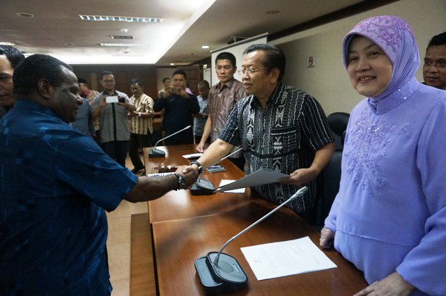 DPDRI's tweet photo. ... pemekaran dari Kab. Kerinci, dan pd pemerintah  daerah dan Komite Aksi Percepatan pembentukan Kabupaten Balanipa https://t.co/jINNctAuEl