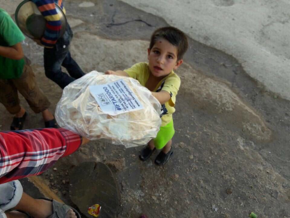 hass490's tweet photo. Such a wonderful feeling what we did yesterday and seeing Those children smile 😢 #Iftar1000 #Feedsyria #Ramadan https://t.co/aIEpjTW1wB