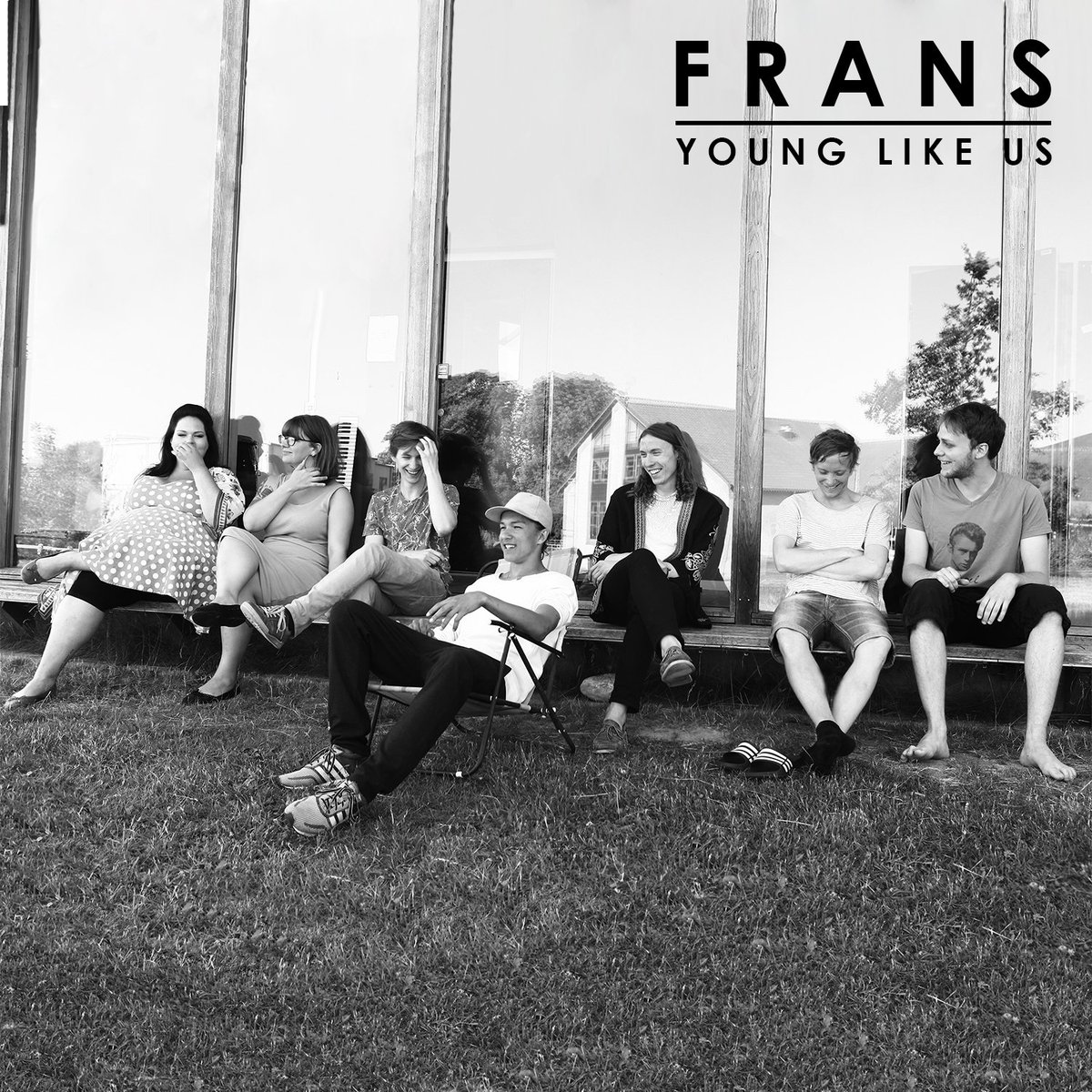 fransbyfrans's tweet image. My new single &quot;Young Like Us&quot; is out now! lnk.to/YoungLikeUs