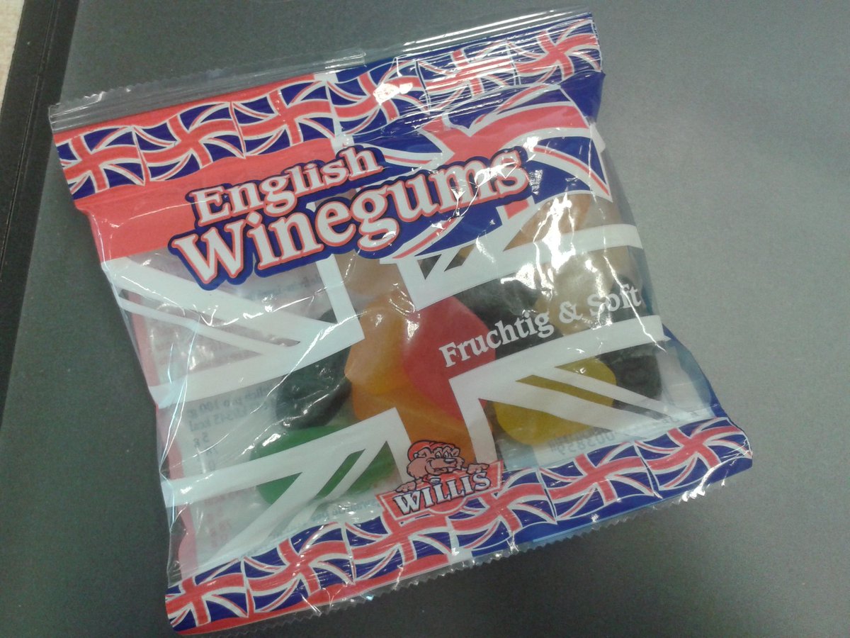 LuisaHofmeier's tweet photo. One last time... #missyoualready #somuchtolose #Brexit https://t.co/tnfiS5yEGh