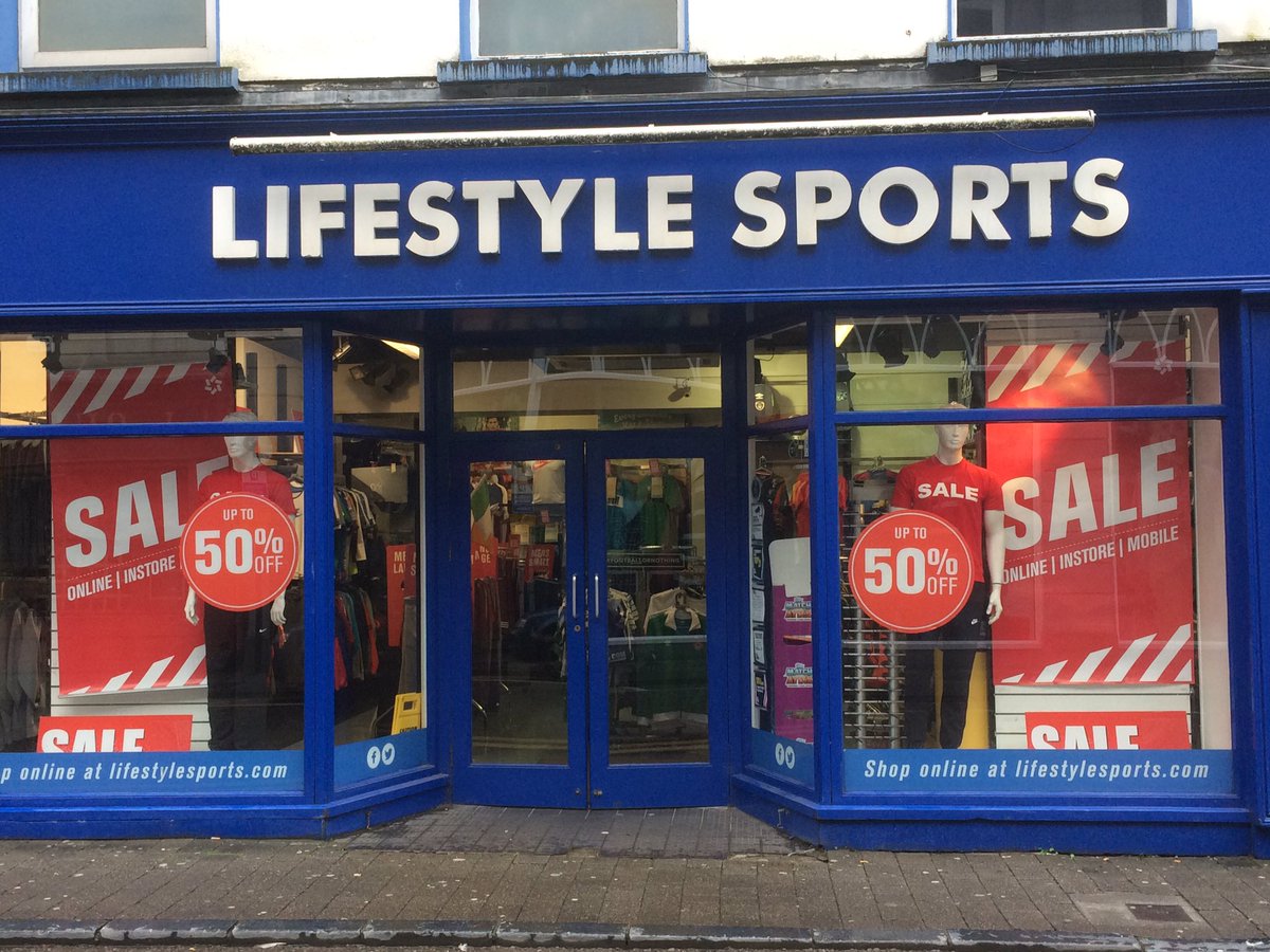 80_lls's tweet photo. Summe Sale now on @lifestylesports Massive reductions in store and online. @louisenevkenn https://t.co/niaz1CBBNL