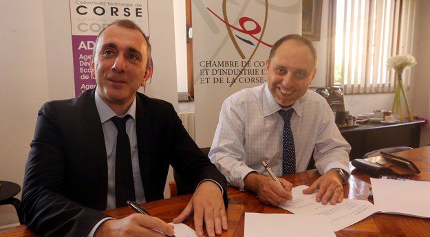 Corse_Matin's tweet photo. L #Adec et la #CCI2A ensemble pour aider les TPE https://t.co/LDzNfb0dxj https://t.co/9XtZ8XJExG