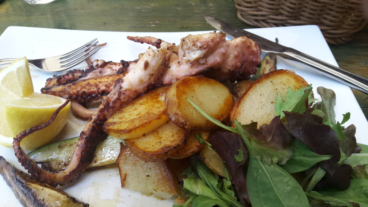 thewineproffie's tweet photo. Enjoying some octopus with lasko, local beer here in slovenia https://t.co/UrKnTlmfou