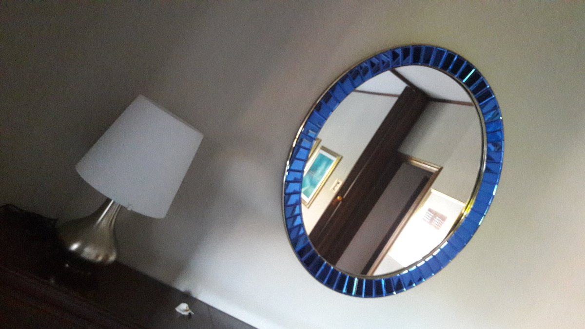 lifebloggerit's tweet photo. #specchi #cristallo @FontanaArte #maxingrand #mirror #crystal #modernariato #interiordesign #design https://t.co/e2JMp7hrkC