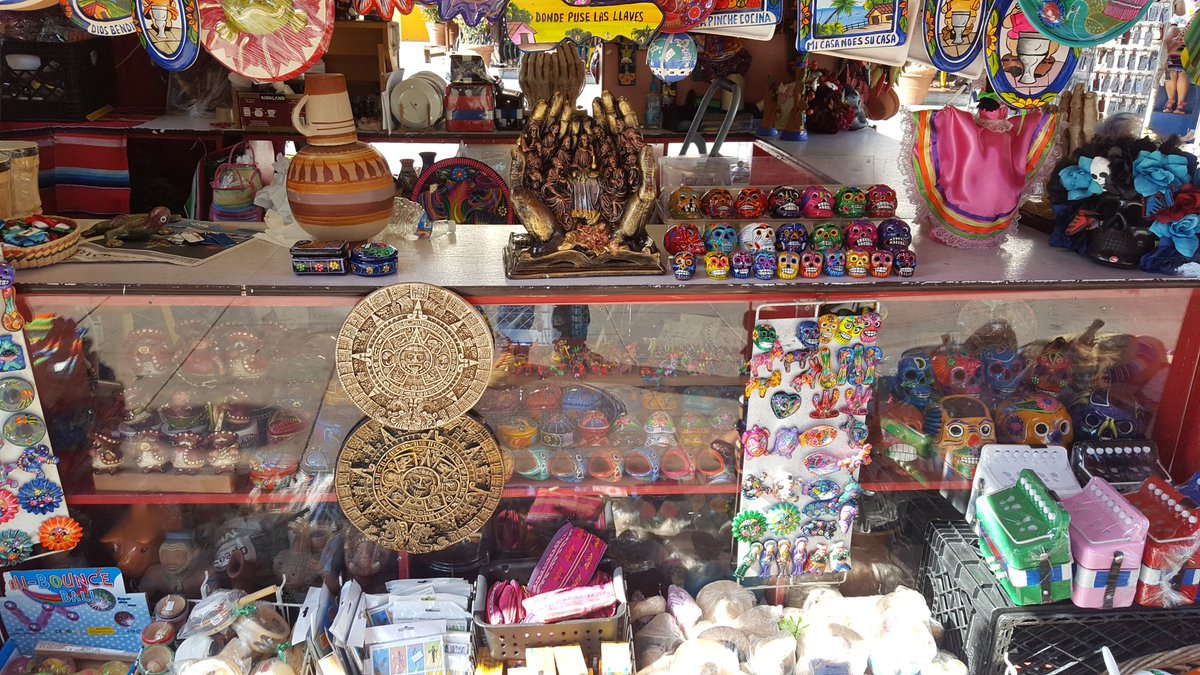 HempMessiah's tweet photo. La Plaza at Olvera Street
#Califaztlan https://t.co/8QirBDhrps