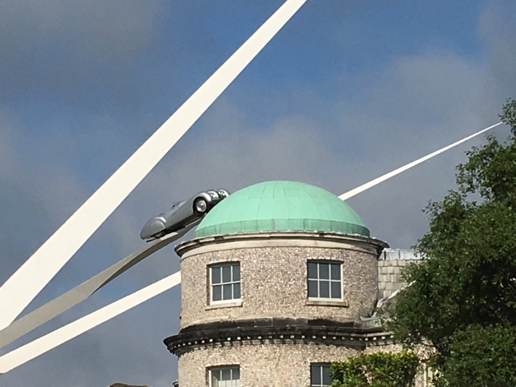 NGKTorque's tweet image. You can’t park there! Oh yes you can it’s #GoodwoodFOS