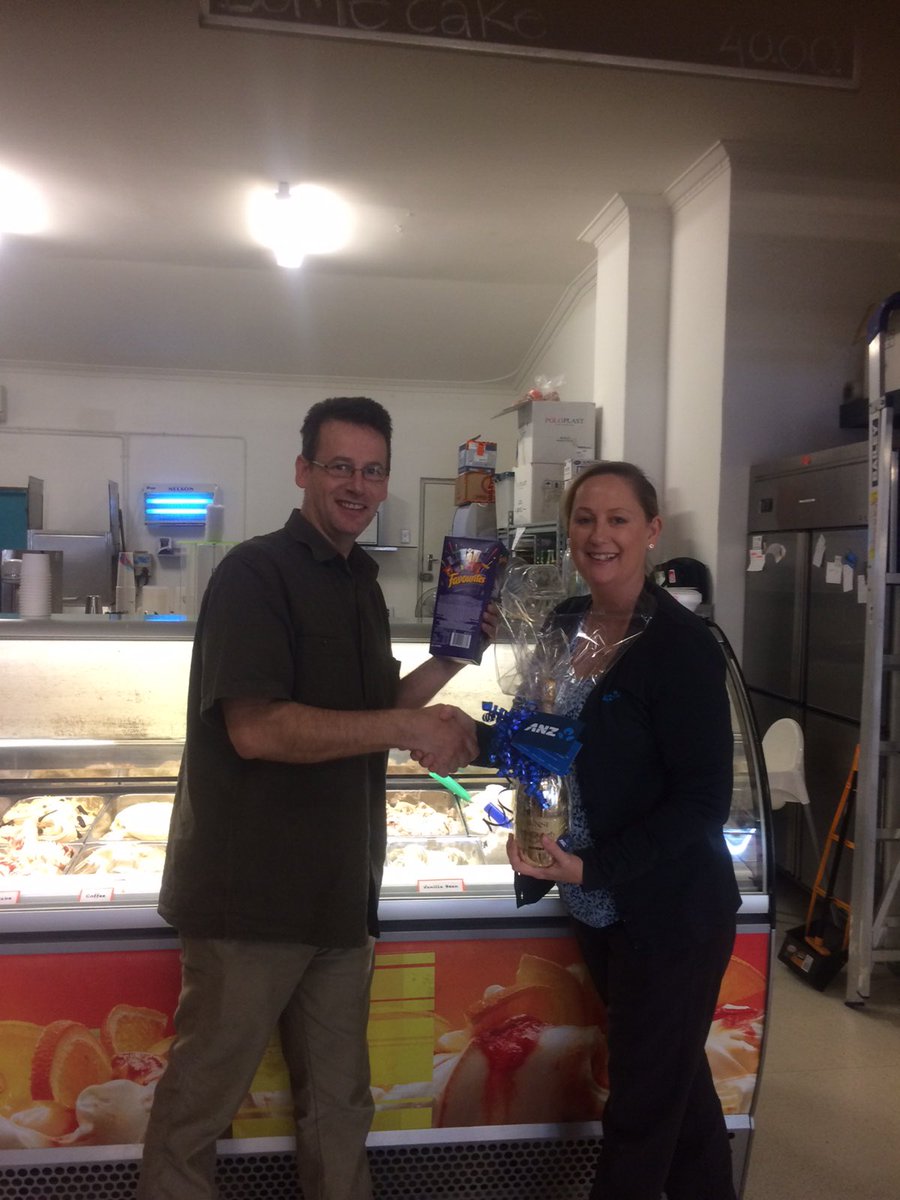 #congrats <a href="/ANZ_AU/">ANZ Australia</a> Customer Simon @ #TheCreamery #Bunbury #finalist #SWSmallBusinessAwards2016 <a href="/carasmith6230/">Cara Smith</a> <a href="/ANZJ6/">anzj</a>