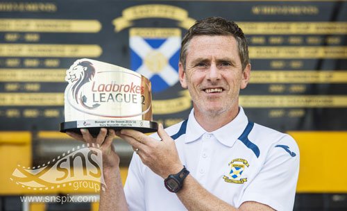 Congratulations to <a href="/EastFifeFC/">East Fife FC</a> manager Gary Naysmith as he picks up the <a href="/Ladbrokes/">Ladbrokes</a> League2 Manager of the Year Award