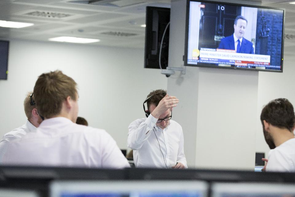 ForbesInvestor's tweet image. British pound crushed after Brexit vote to leave EU
forbes.com/sites/shreyaag…