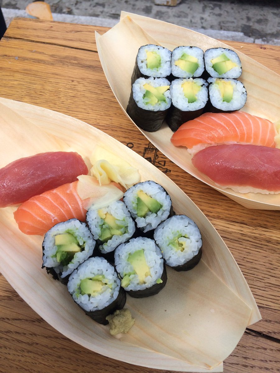 peterpapez's tweet photo. Odličen sushi! @SushiSpotting @Odprtakuhna https://t.co/Ojut0msJlQ