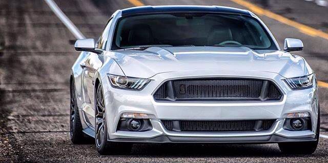 SVT_Cobras's tweet image. #FrontEndFriday | That's one beautiful #S550 front fascia...
#FEF #Mustang #SVT_Cobra