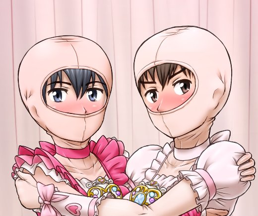 眼の所とかよく見ると、かすかに中の人の目を垣間見えます。　だれかこういうGIF作んないかなぁー