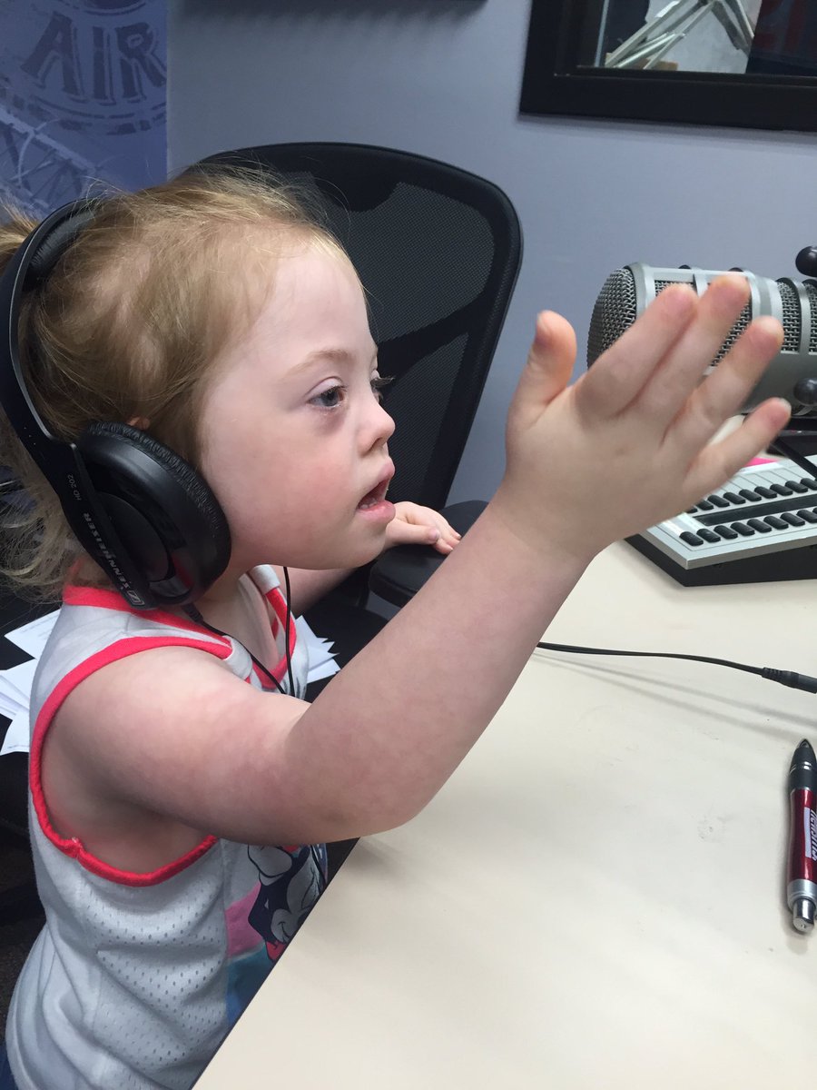 newsmssarah's tweet photo. We got a new newscaster in this morning. Meet Ms. Lily, she stopped by to help me out before her swim lesson. https://t.co/bewQZVmsMU