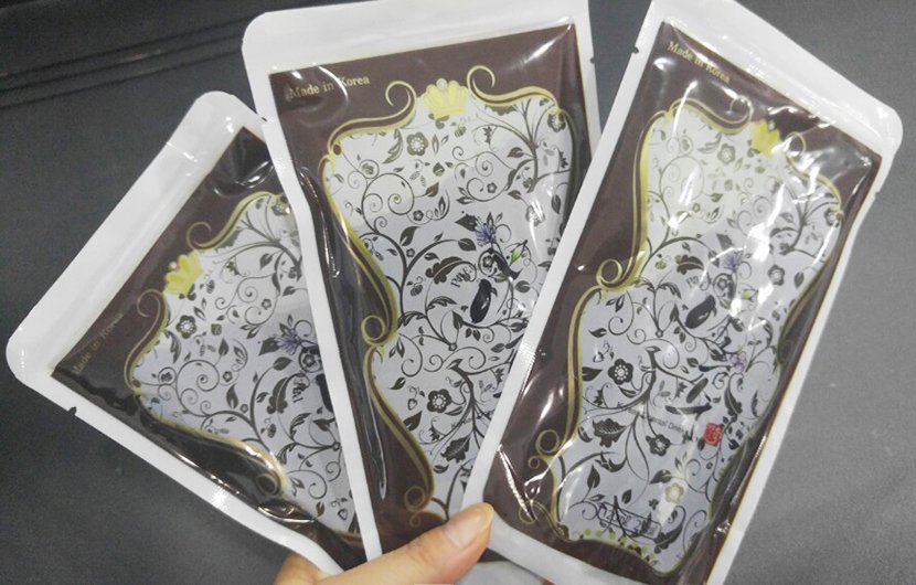 붓기빼주는 음료라는 아름수! 6월달 이벤트 중이라 한박스 더 겟함! 
포장도 깔끔하고 덤으로 크림도 같이옴ㅋㅋㅋ
먹고 이름처럼 아름다워졌으면 좋겟다^^
이제 붓기없는 얼굴로 다닐거야!! 아침마다 부은얼굴 안녕